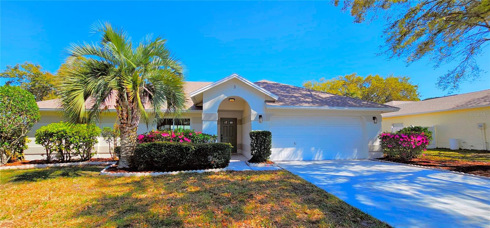 HAMPTONS - Residential