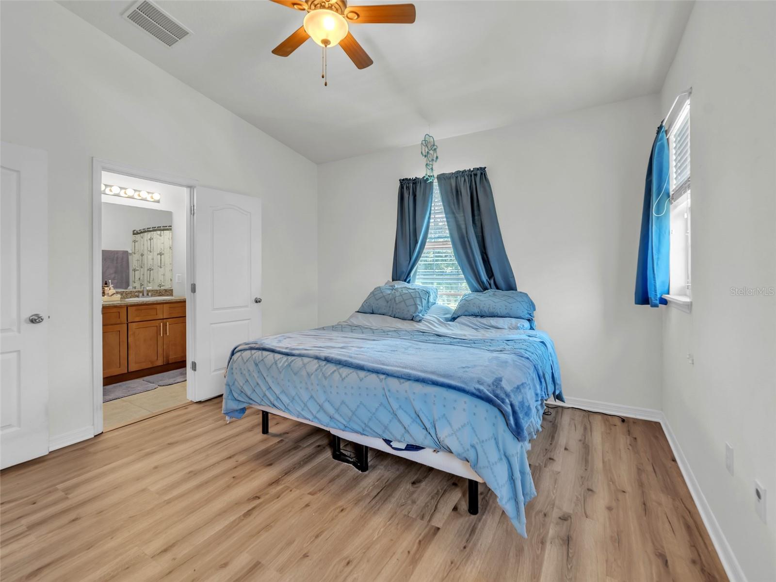 EAGLE PALM PH 02 - Residential