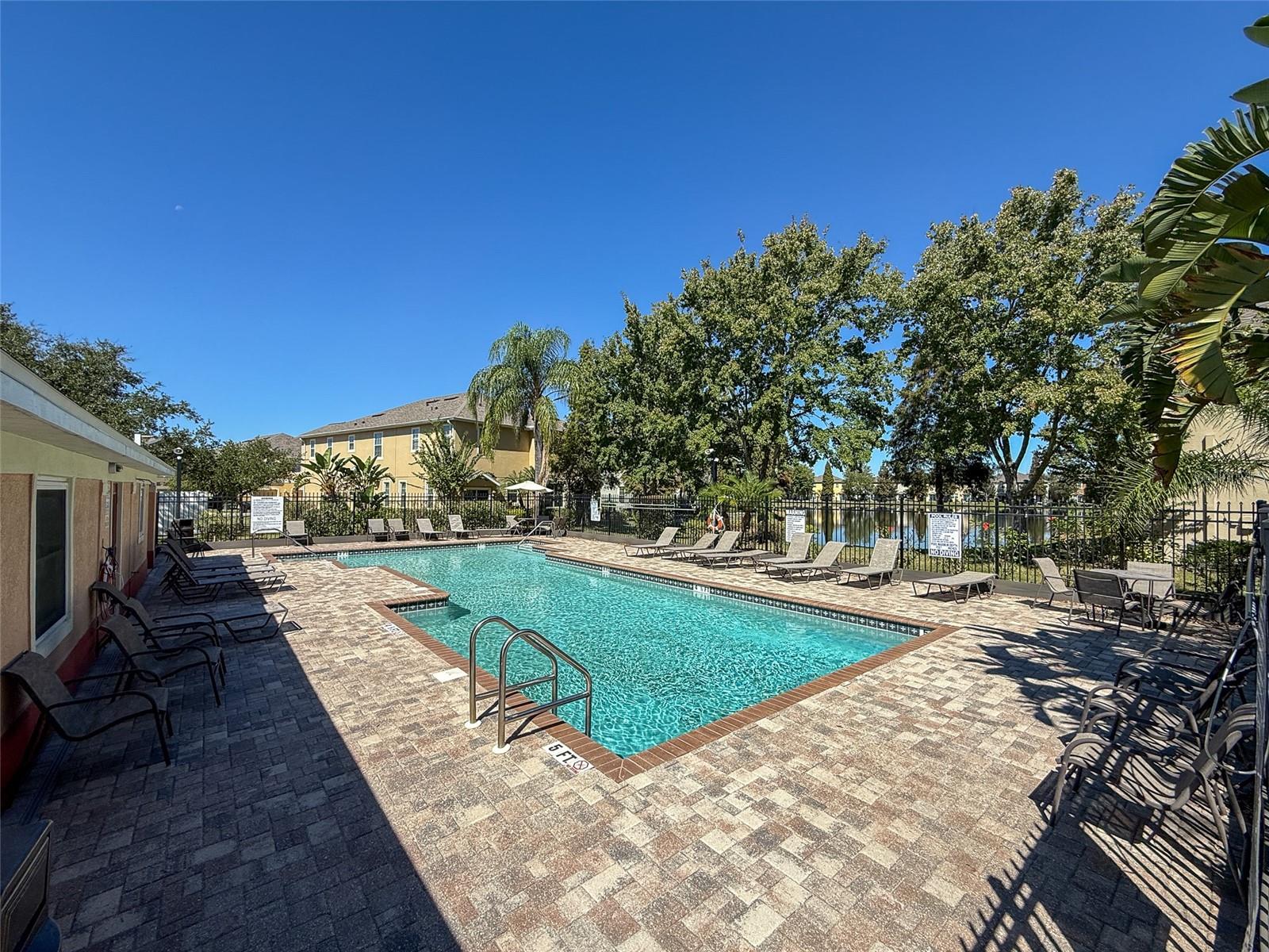 EAGLE PALM PH 02 - Residential