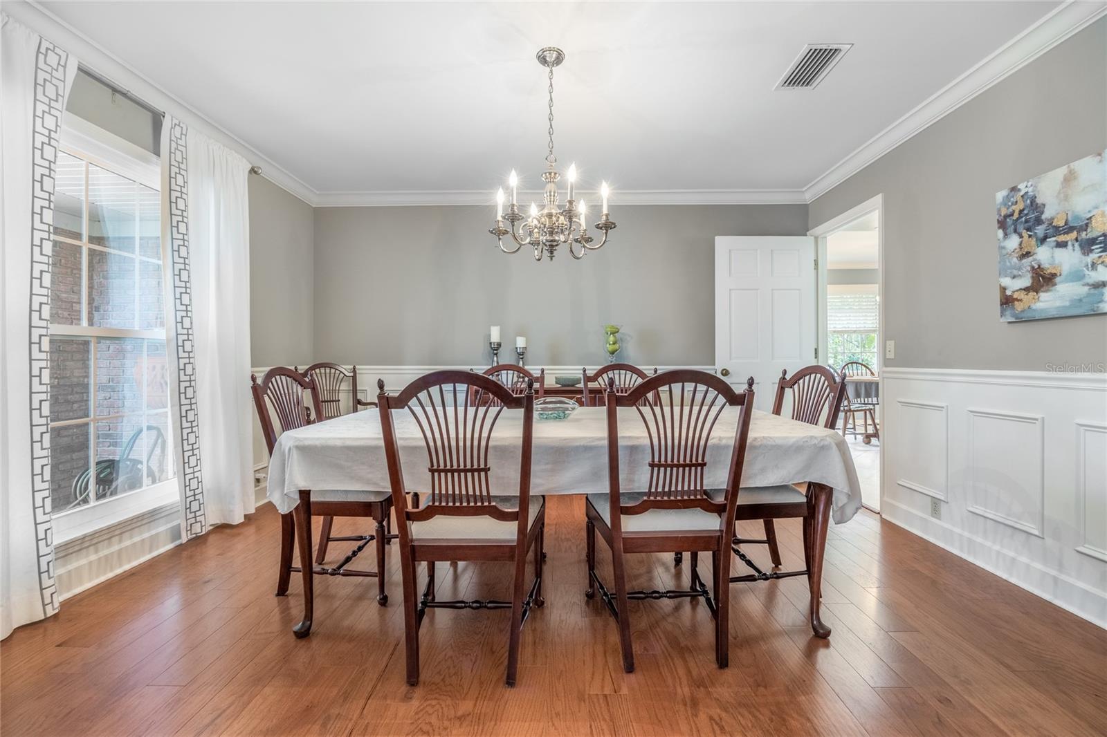 COUNTRY CLUB ESTATE MCINTOSH GRT - Residential