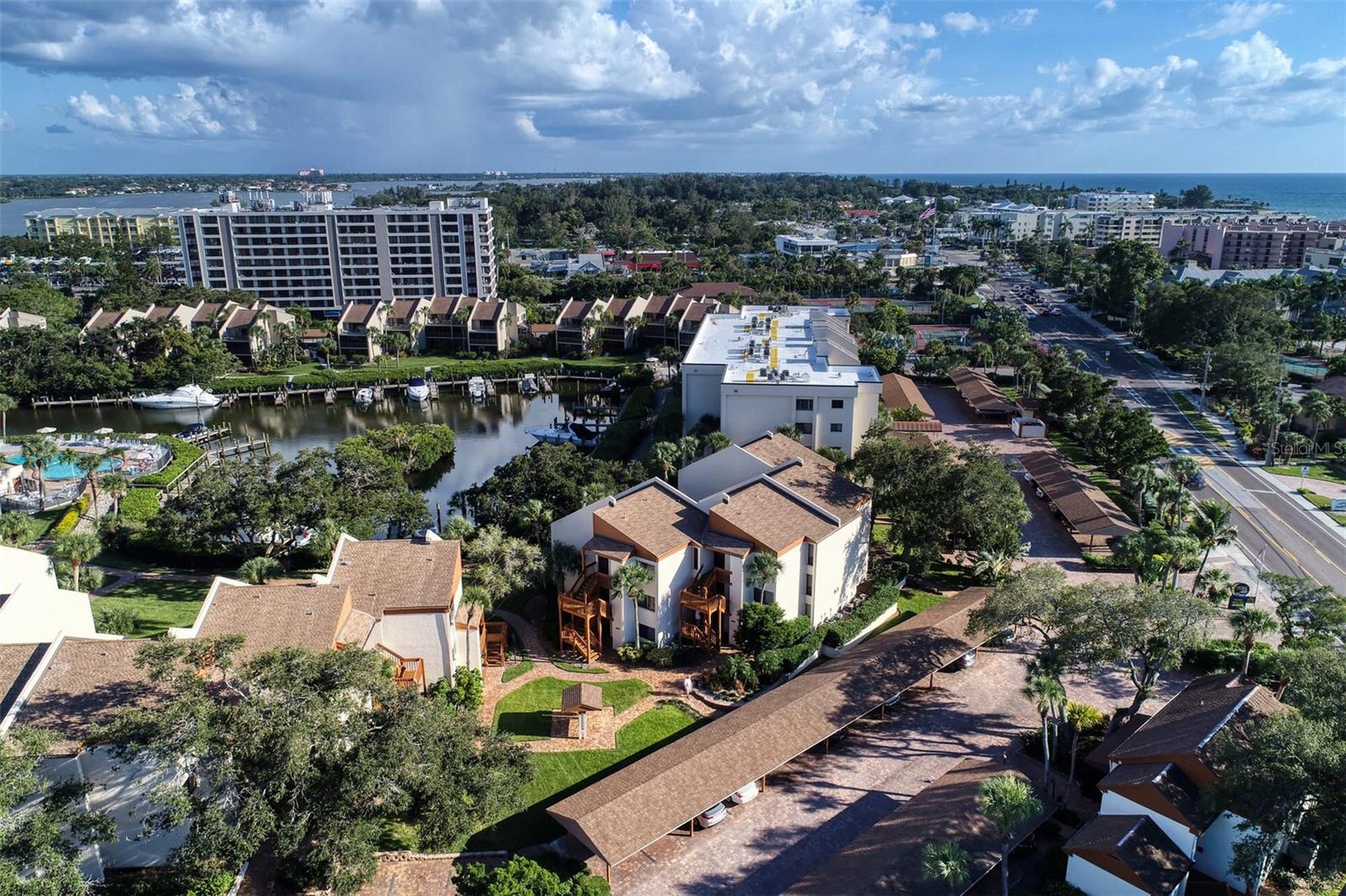 1200 COVE II PLACE 832