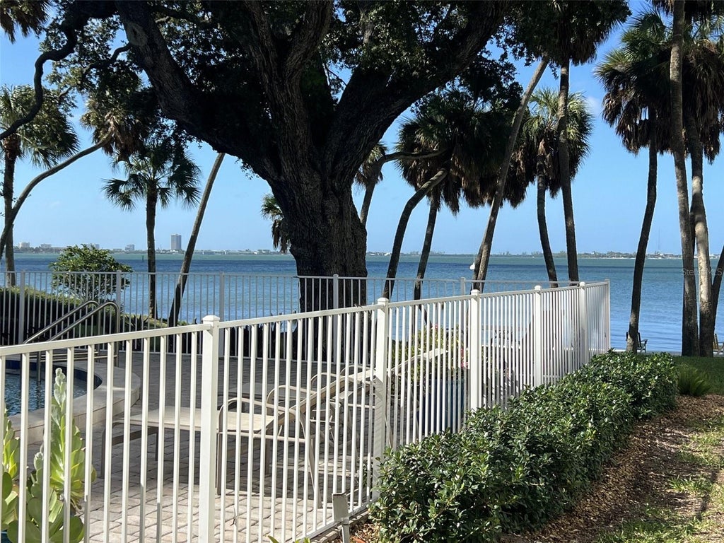 Photo of 1100 Imperial Drive #108, Sarasota, FL 34236 (MLS # A4710284)