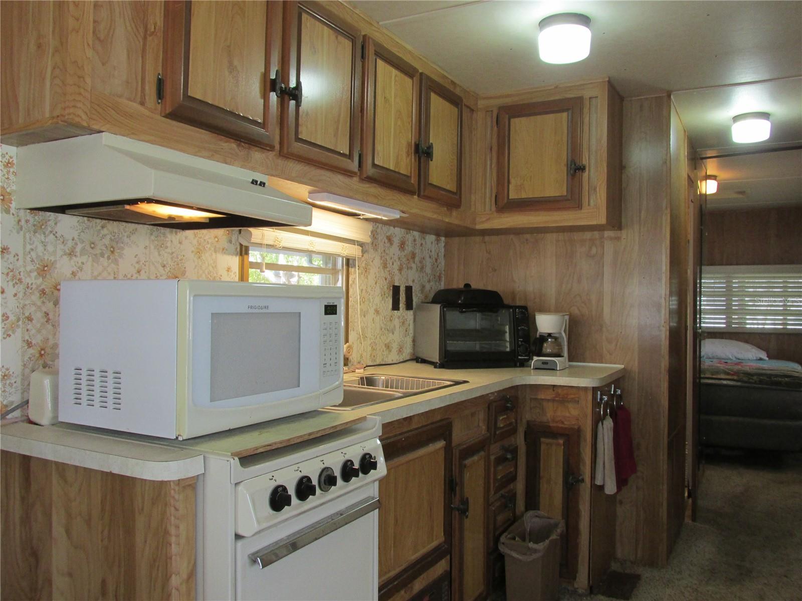 SADDLEBAG LAKE - Residential