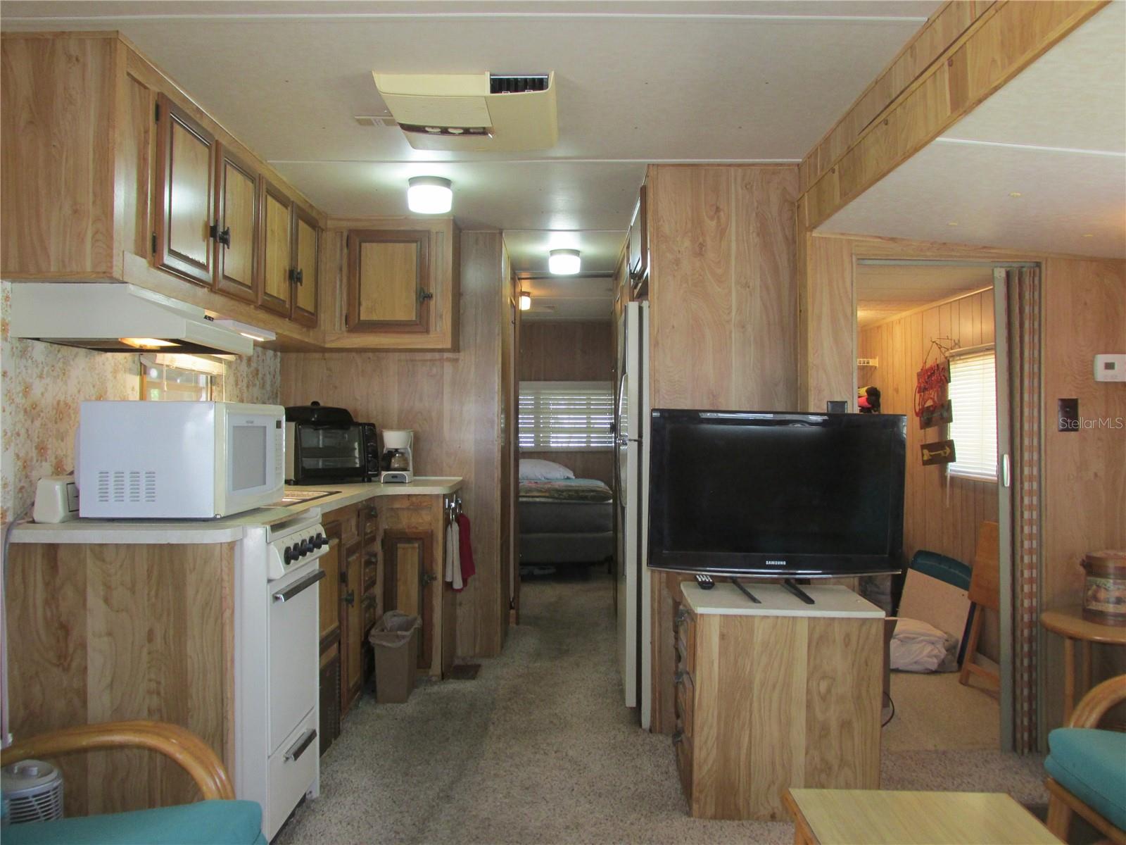 SADDLEBAG LAKE - Residential