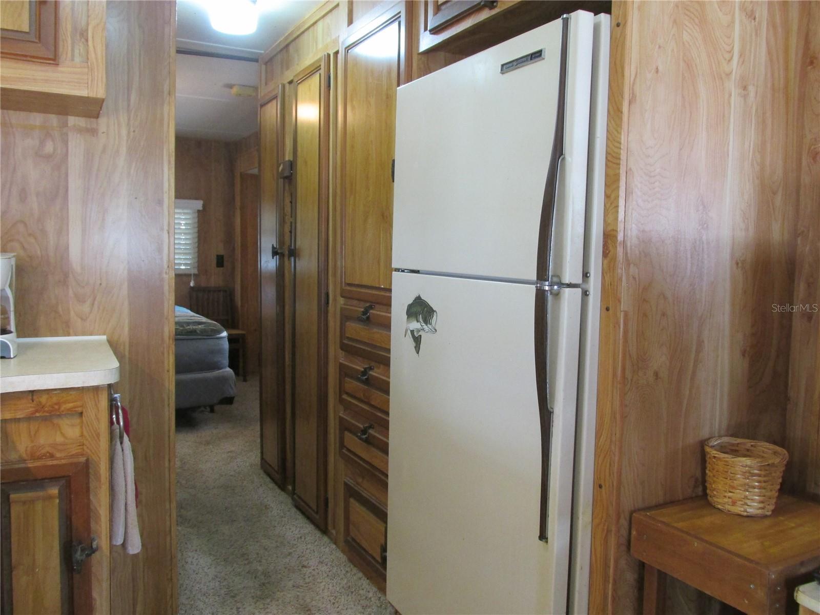 SADDLEBAG LAKE - Residential