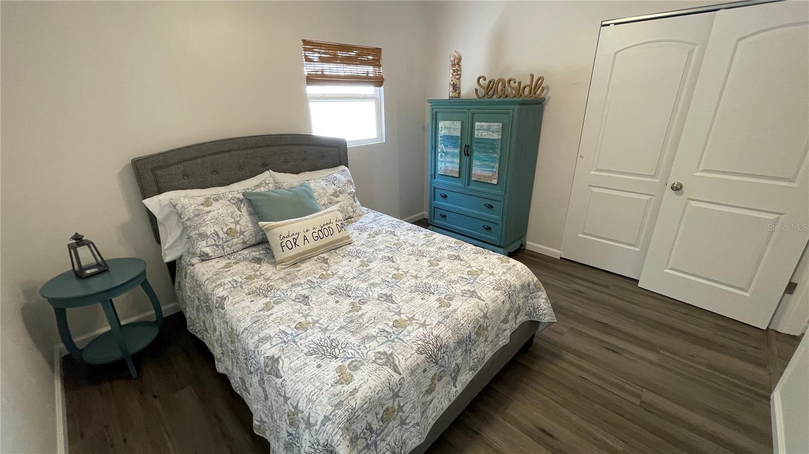 PAVER PARK ESTATES - Residential Lease