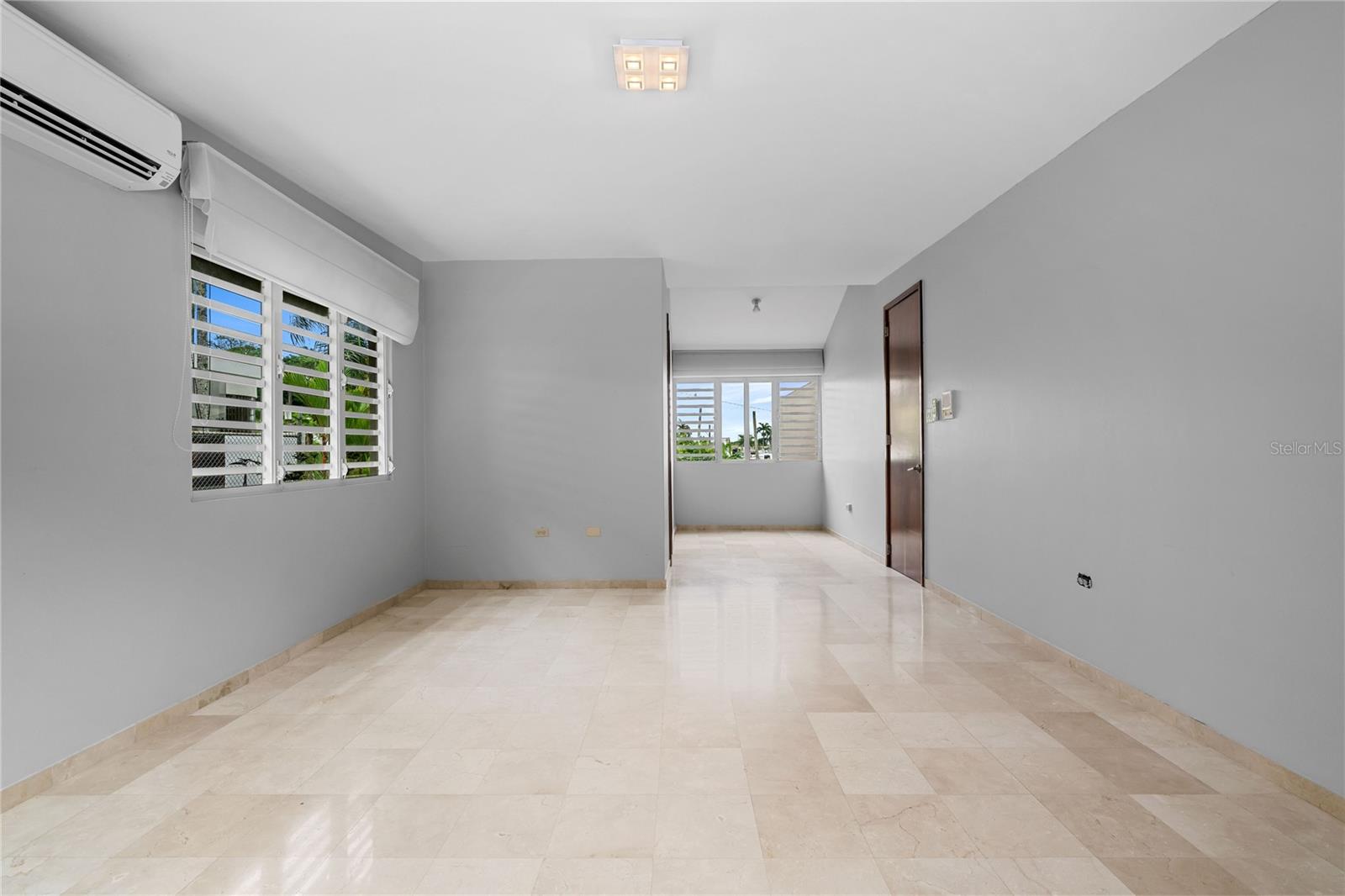 URB. TINTILLO HILLS - Residential