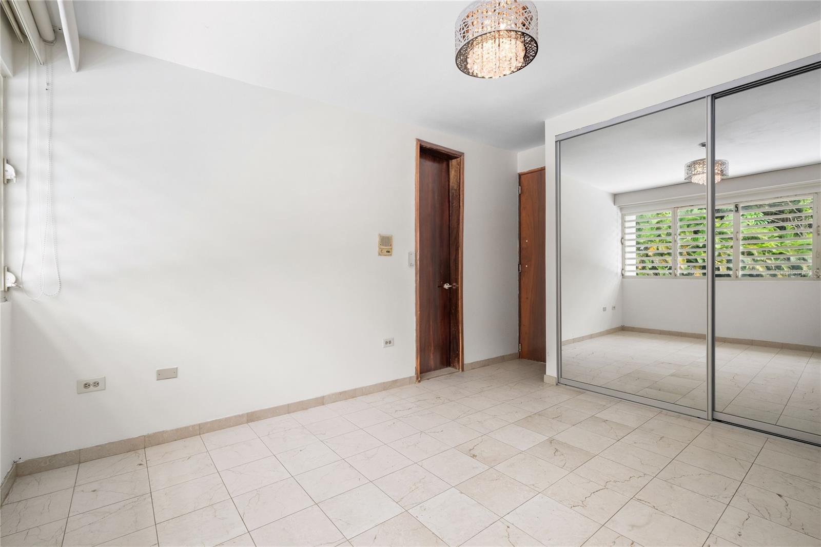 URB. TINTILLO HILLS - Residential