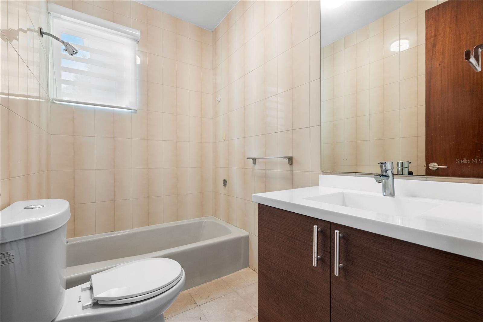 URB. TINTILLO HILLS - Residential