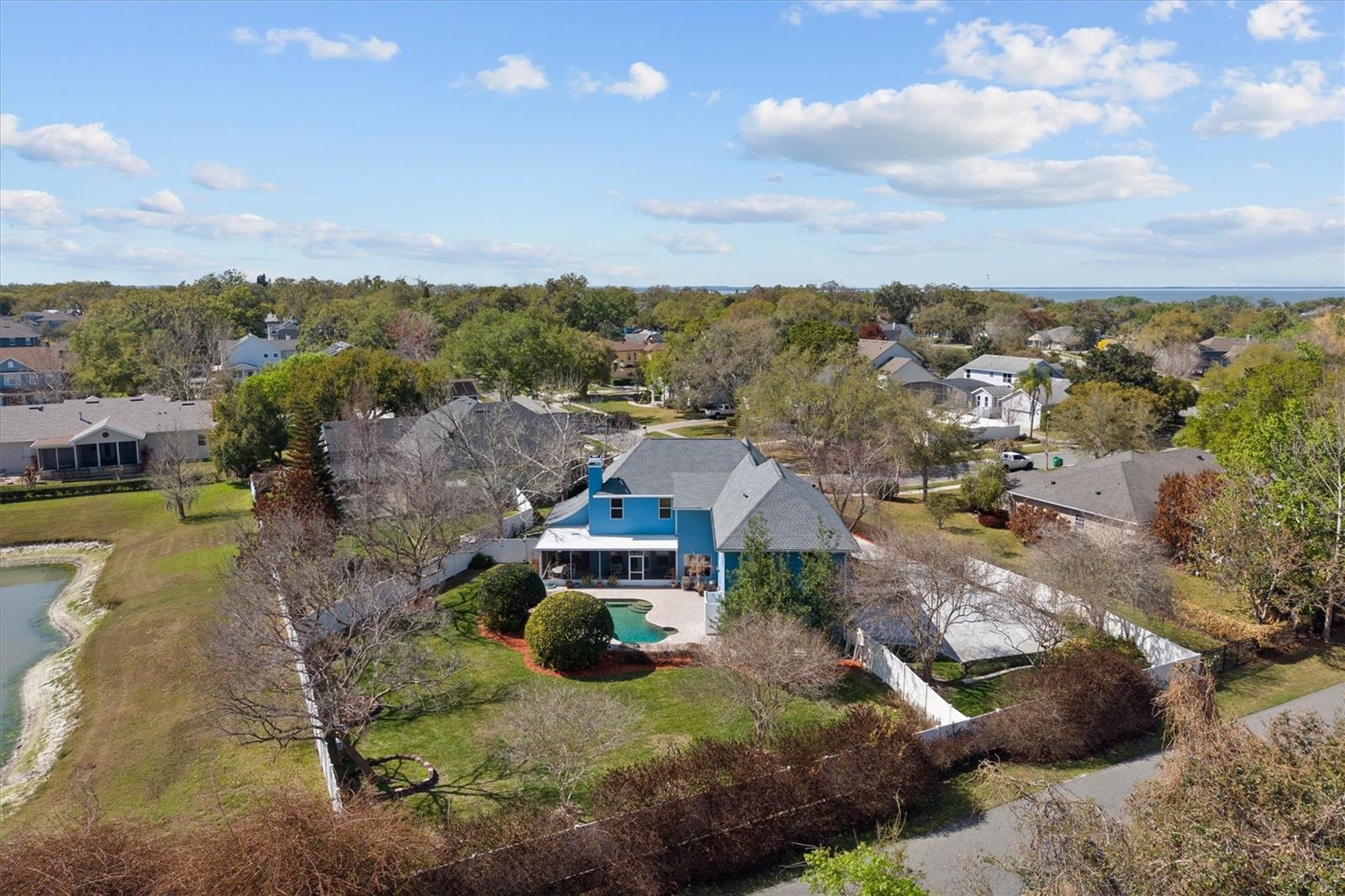 COURTLEA OAKS - Residential