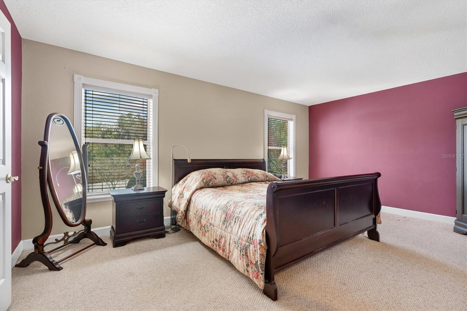 COURTLEA OAKS - Residential