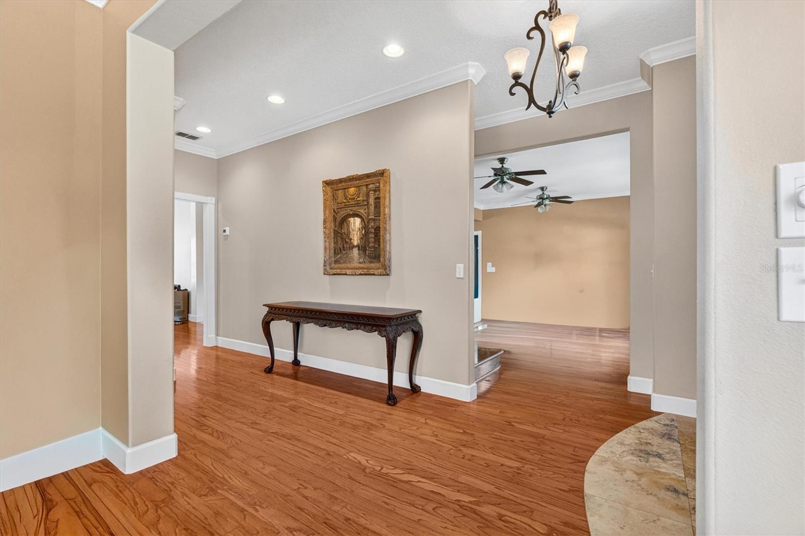 COURTLEA OAKS - Residential