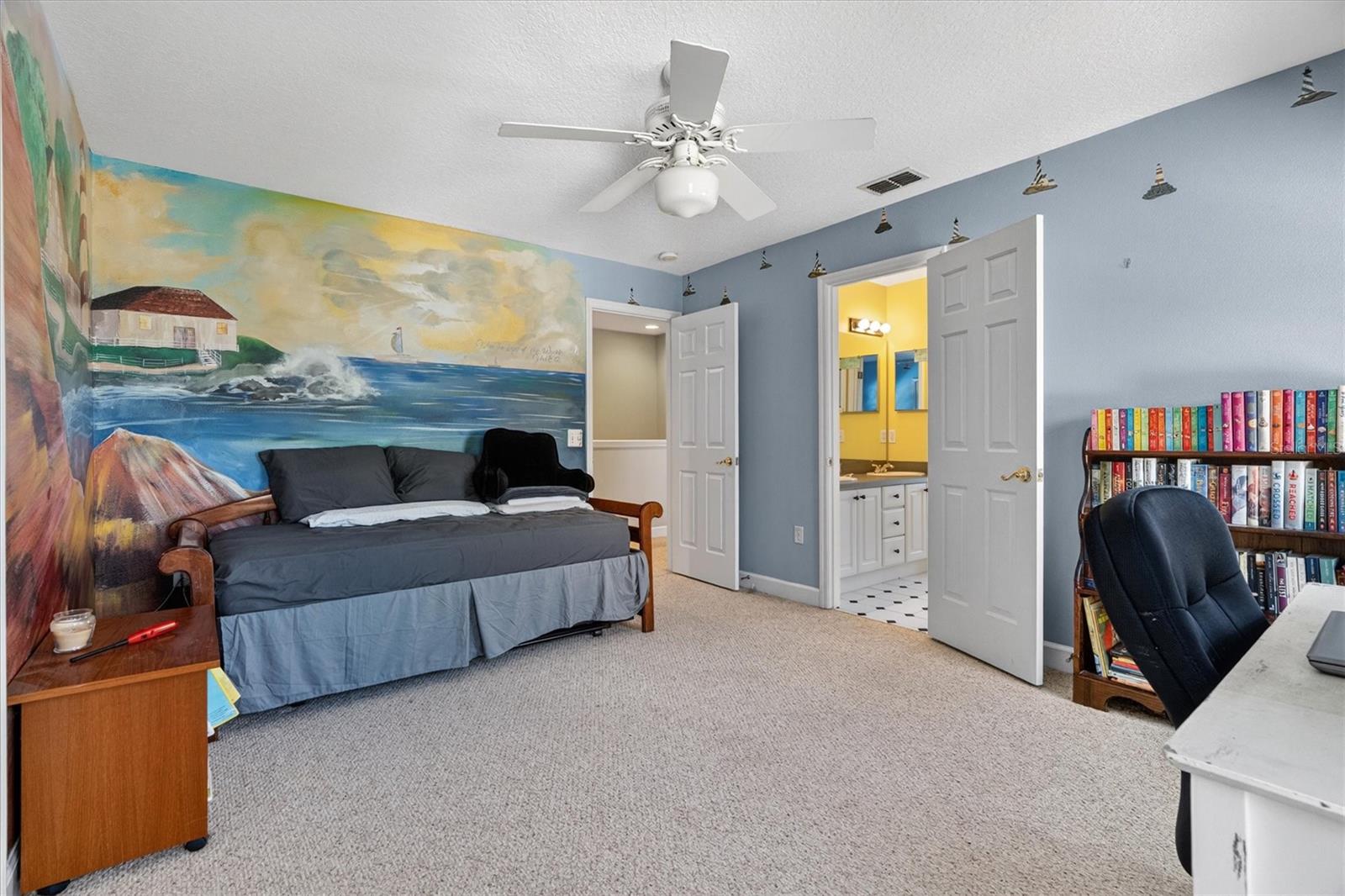 COURTLEA OAKS - Residential