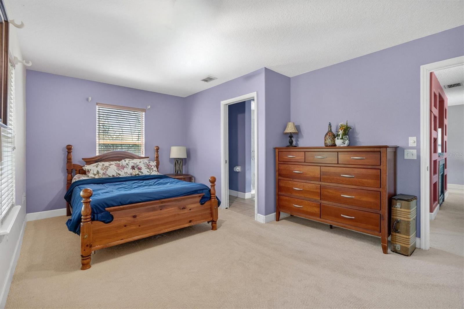 COURTLEA OAKS - Residential