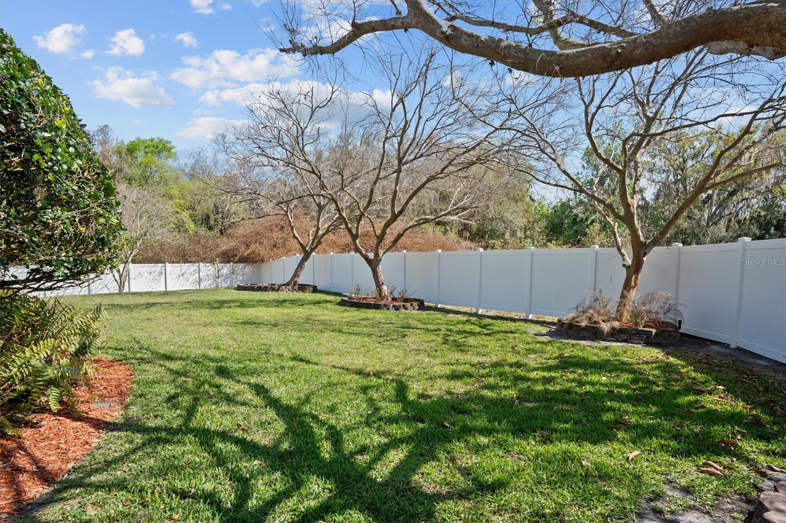 COURTLEA OAKS - Residential