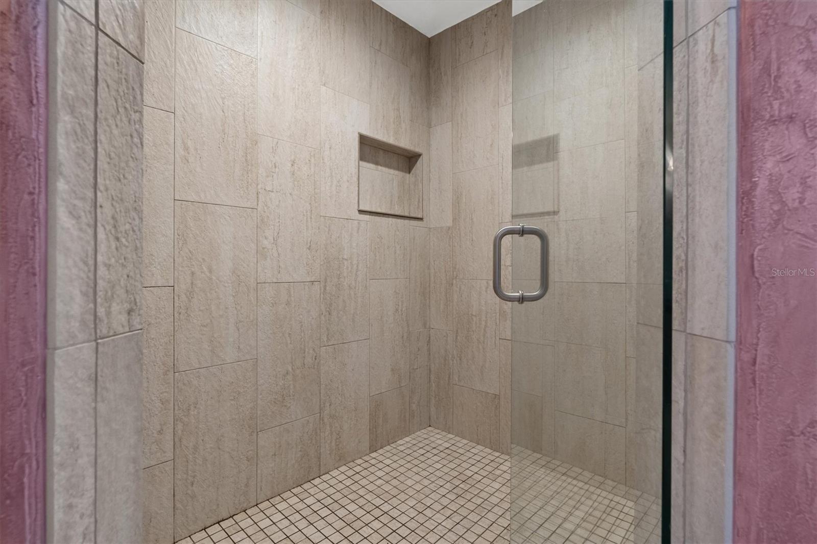 COURTLEA OAKS - Residential