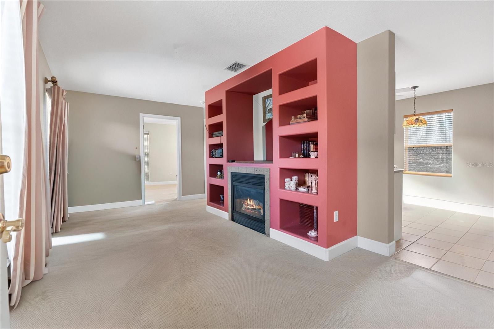 COURTLEA OAKS - Residential