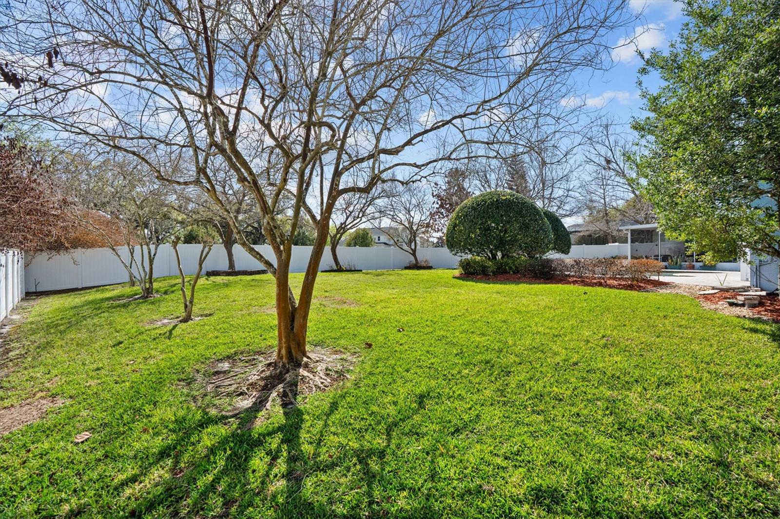 COURTLEA OAKS - Residential