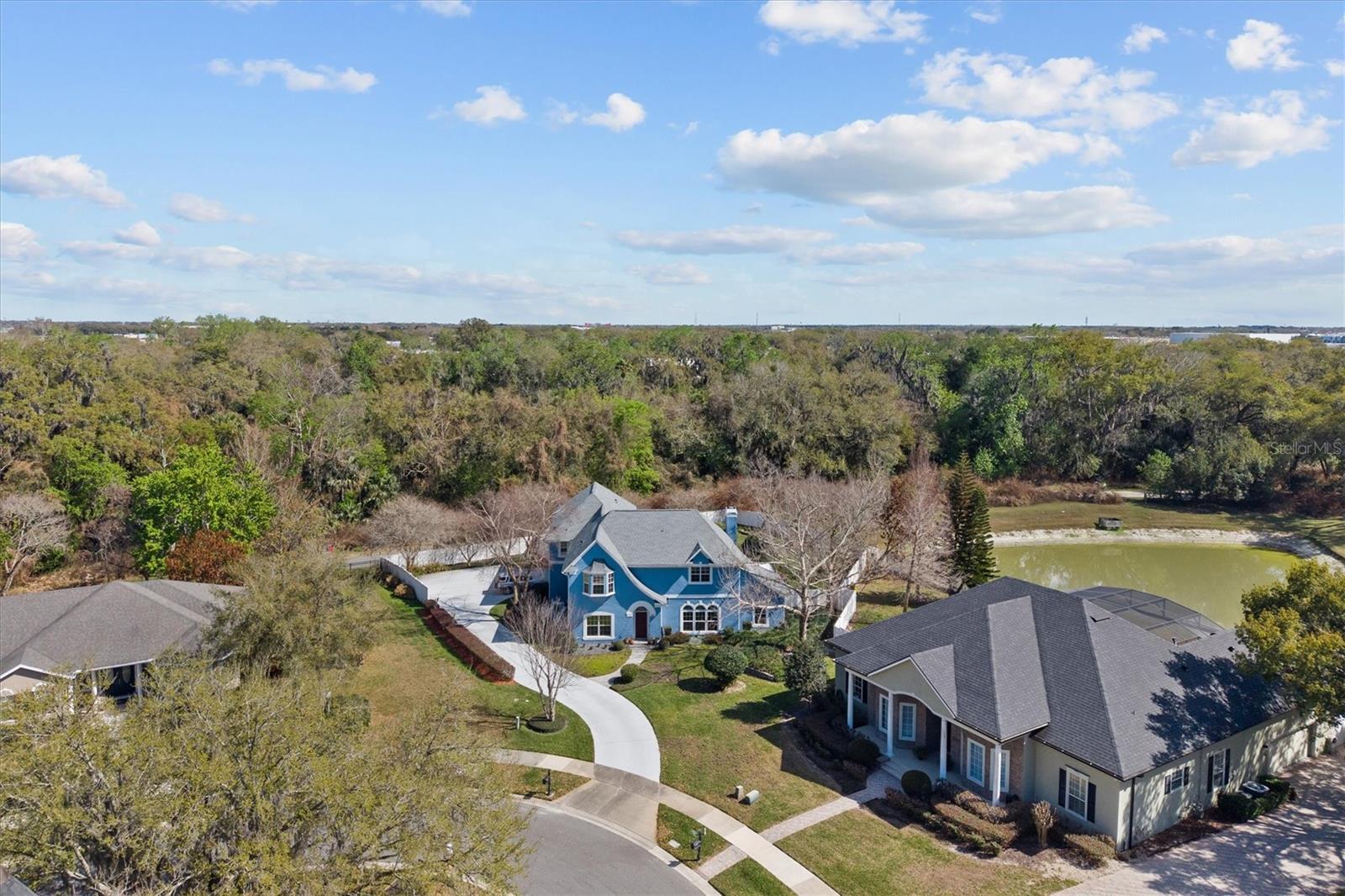 COURTLEA OAKS - Residential