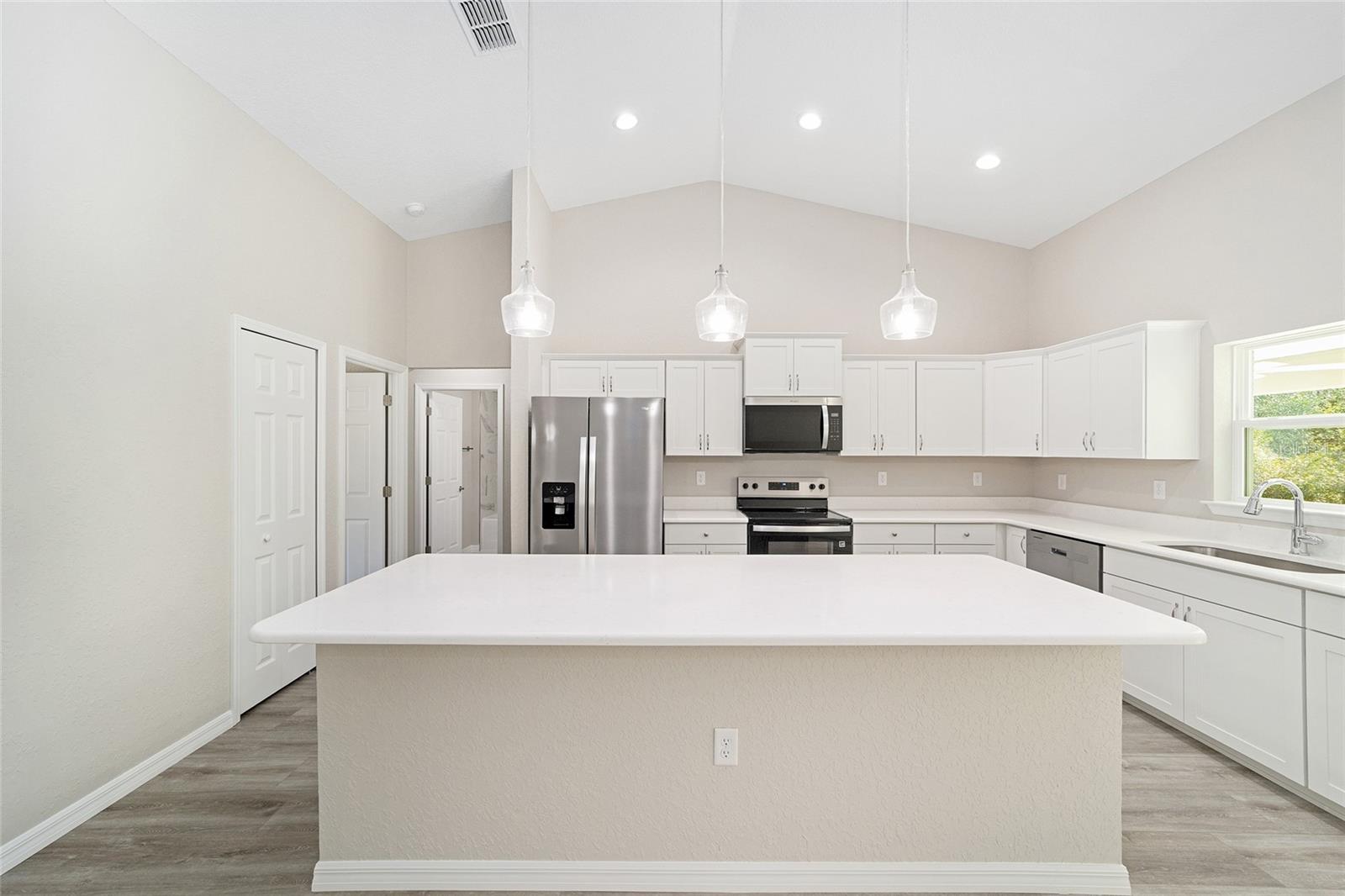 ROLLING HILLS UN 01 - Residential