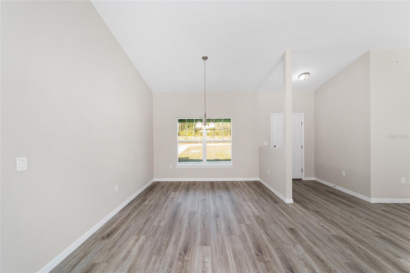 ROLLING HILLS UN 01 - Residential