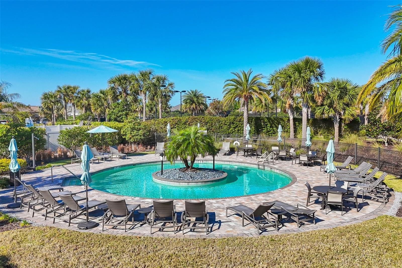 ARTISAN LAKES ESPLANADE PH II - Residential