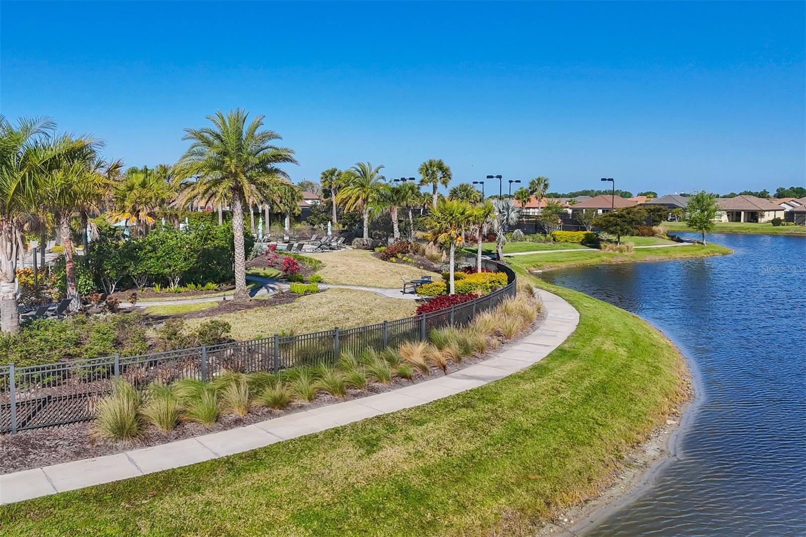 ARTISAN LAKES ESPLANADE PH II - Residential