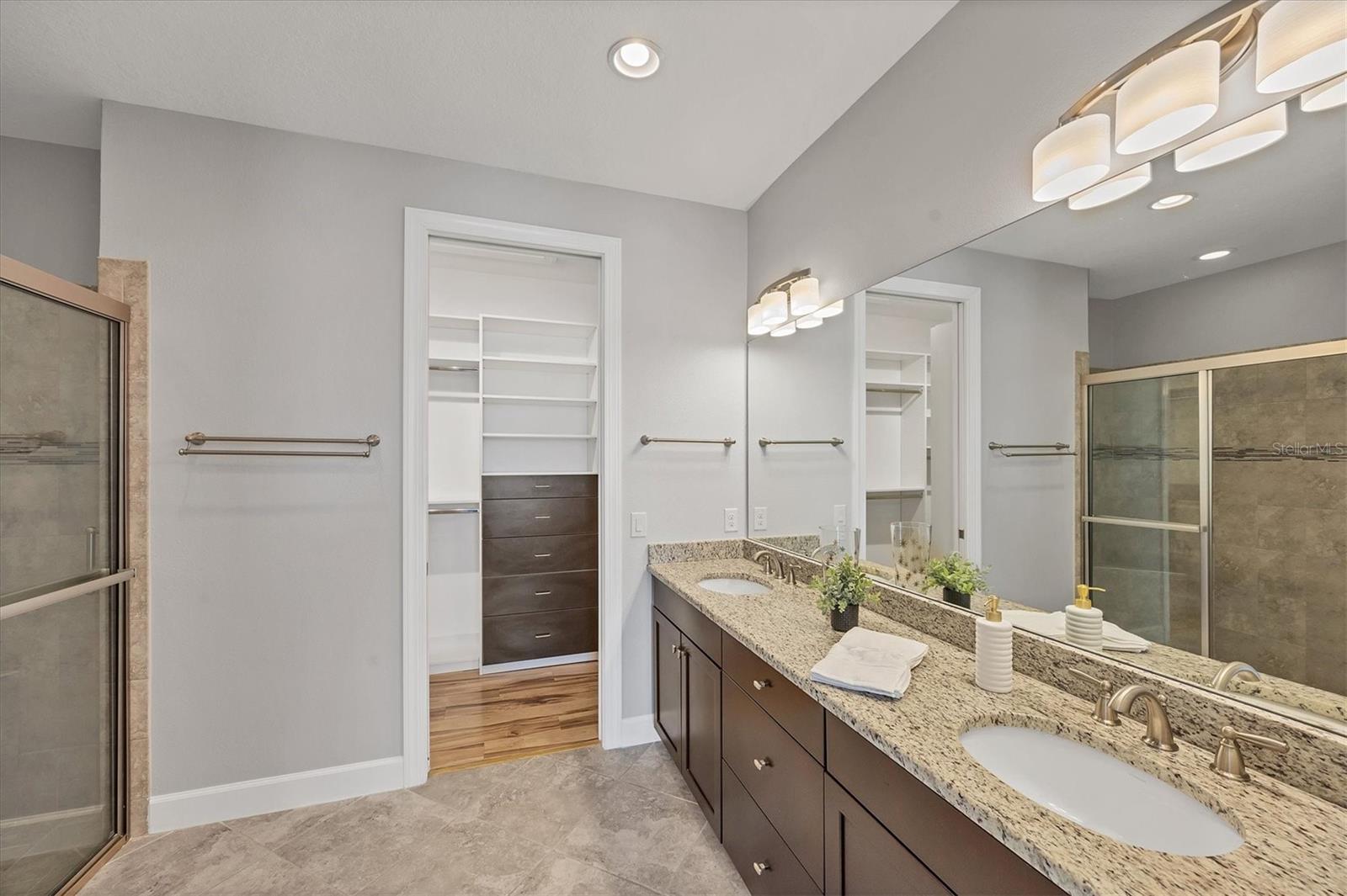 ARTISAN LAKES ESPLANADE PH II - Residential