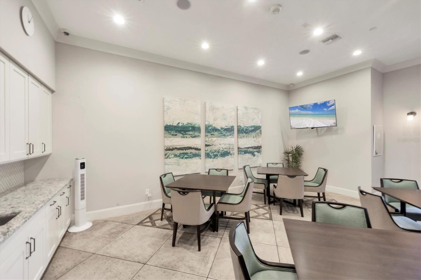 ARTISAN LAKES ESPLANADE PH II - Residential