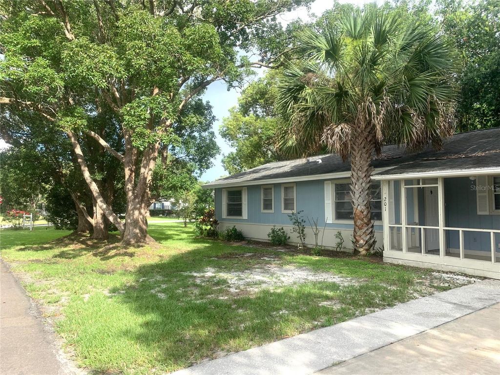 Photo of 201 6th Street, Saint Cloud, FL 34769 (MLS # R4910764)