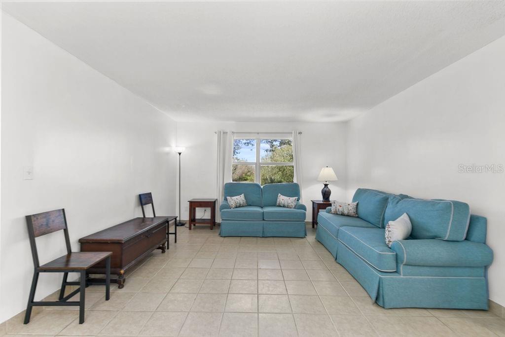 NOTTINGHAM MANOR BLDG D - Residential