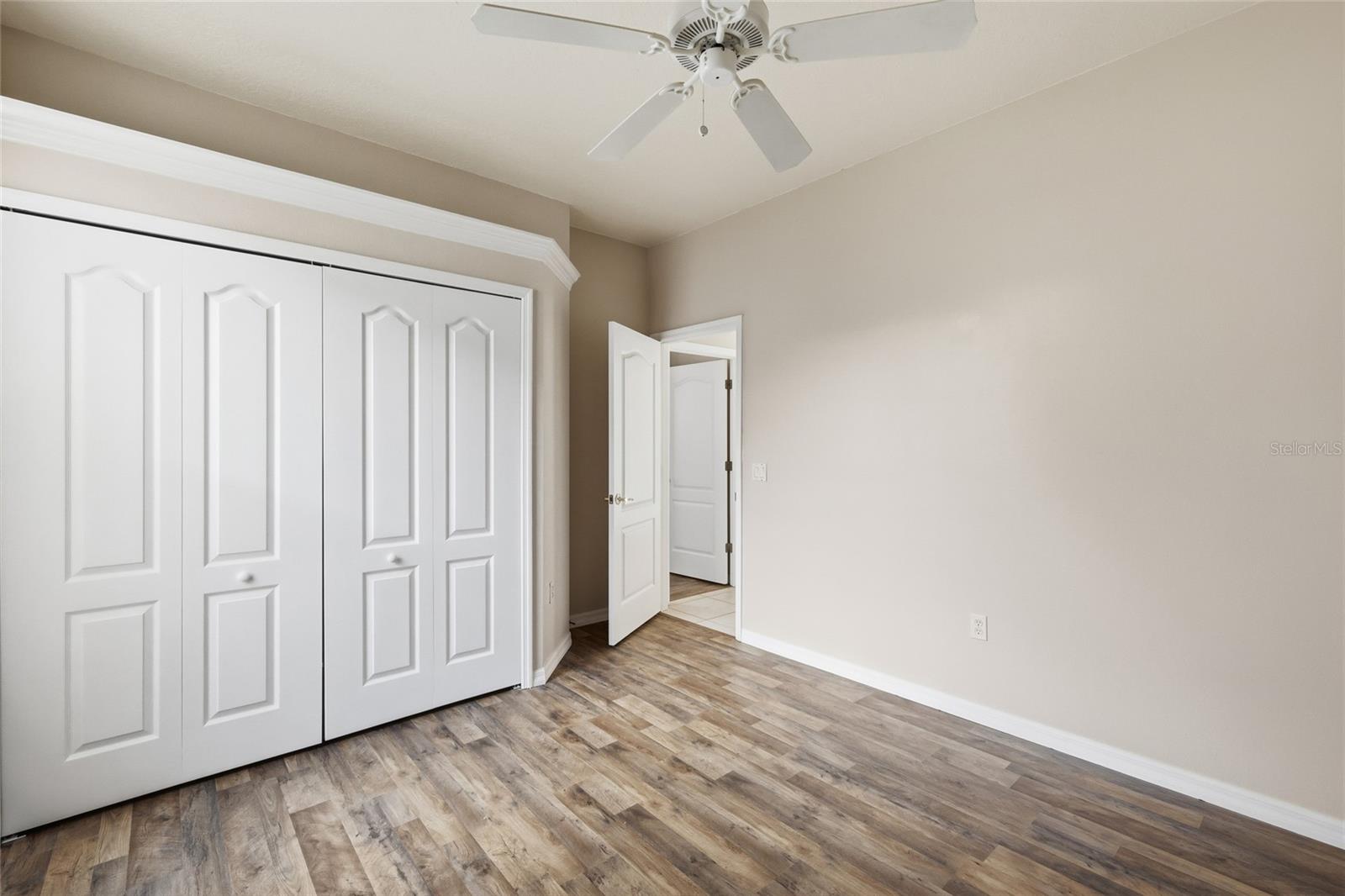 OLD GROVE AT GREENFIELD PH III-A - Residential