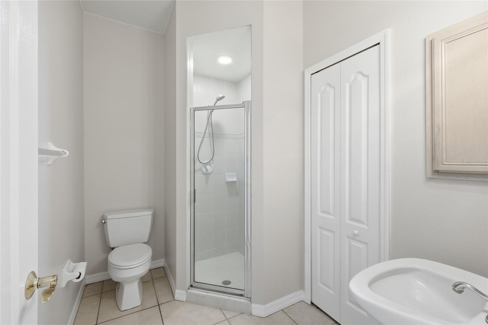 OLD GROVE AT GREENFIELD PH III-A - Residential