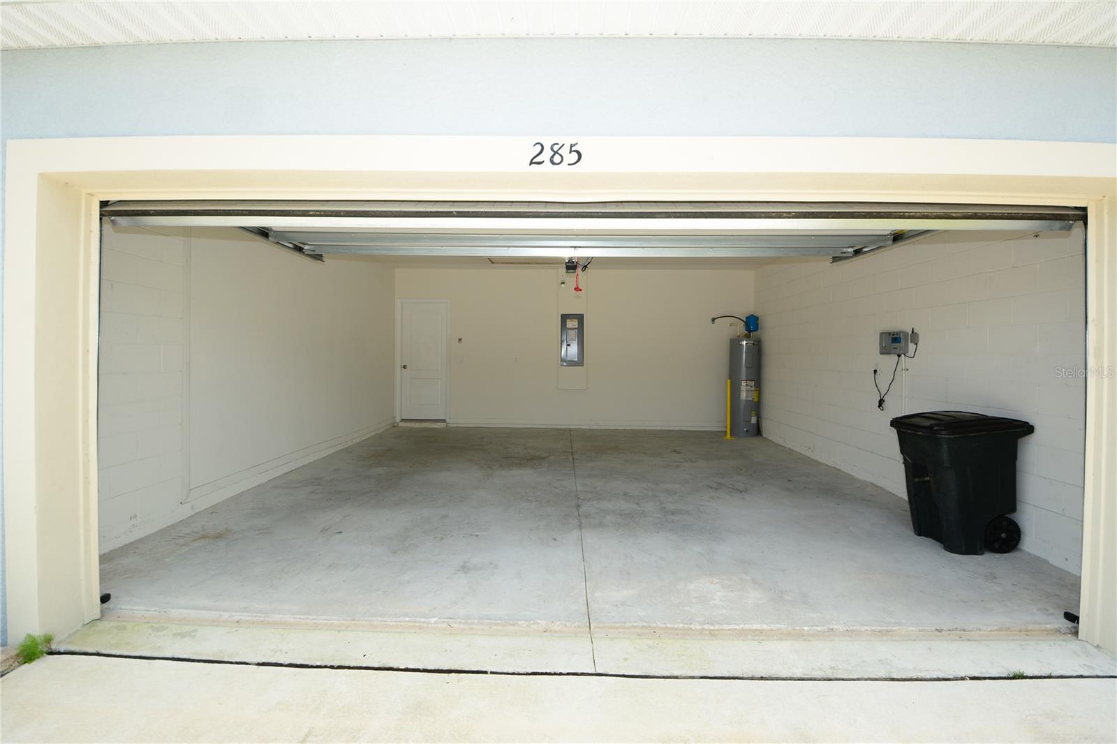 PINELAND PRD SUB PH 4 & 5 - Residential Lease