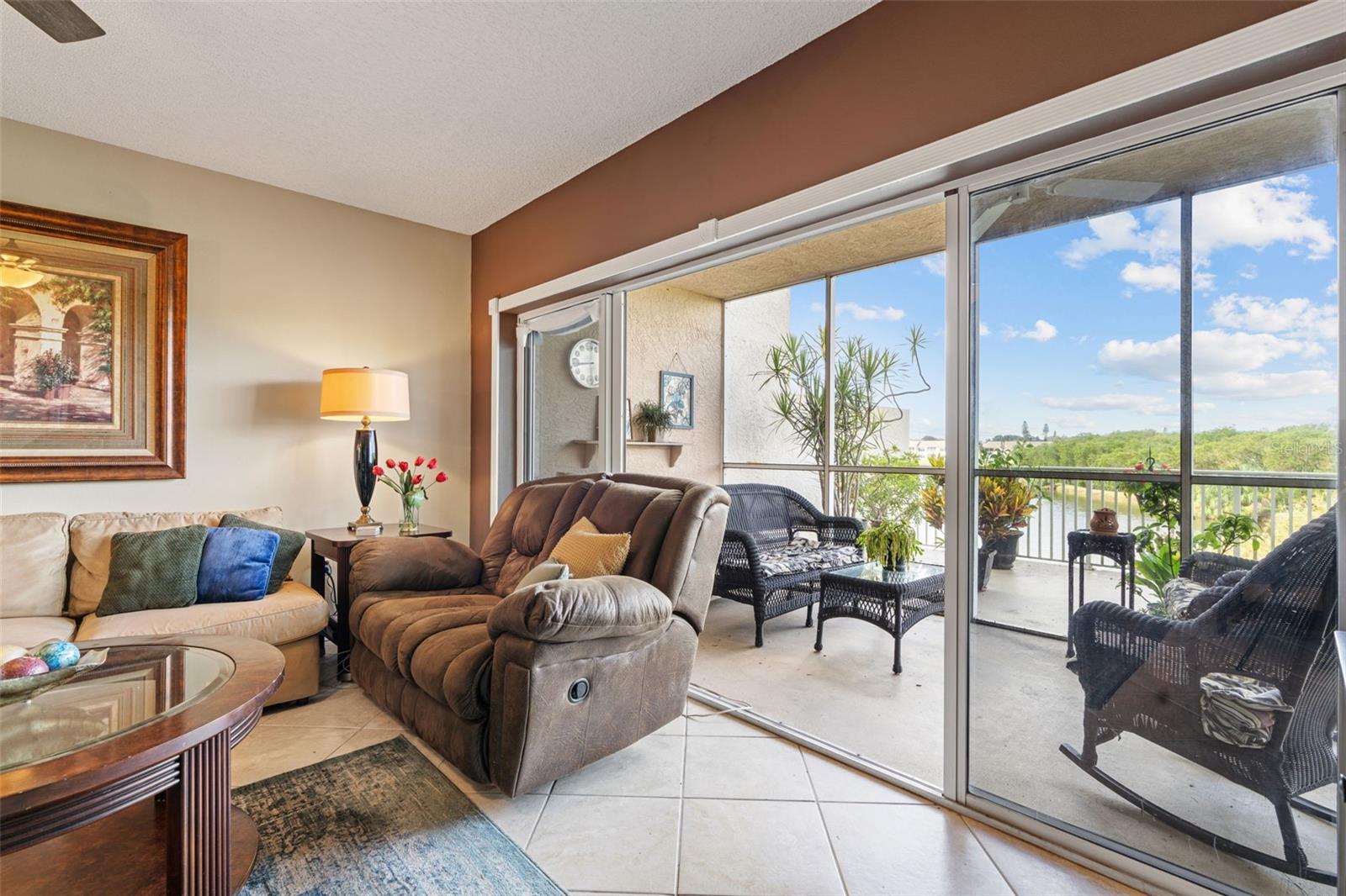 6450 SHORELINE DRIVE 9105