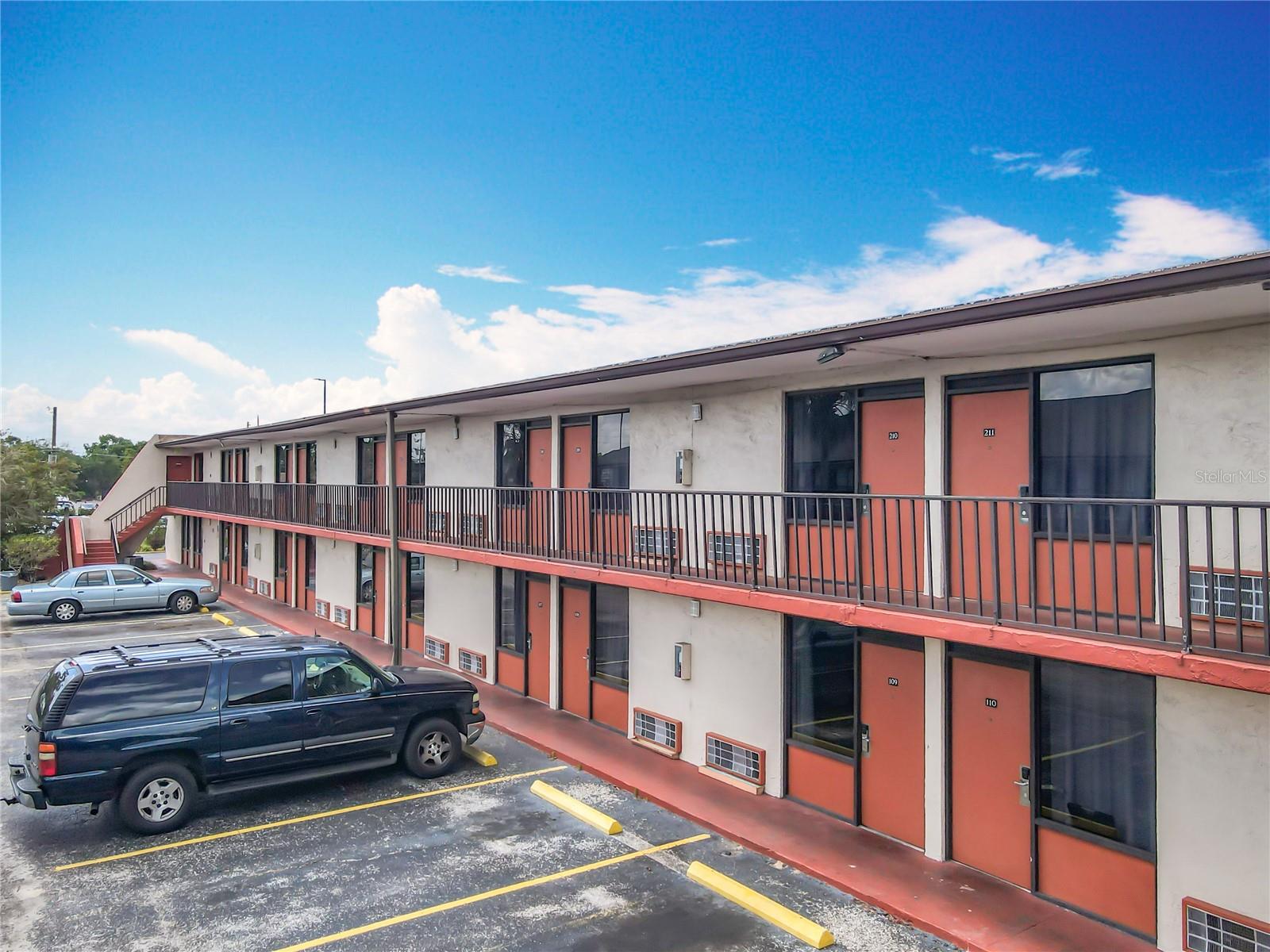 ACREAGE & UNREC - Commercial Sale