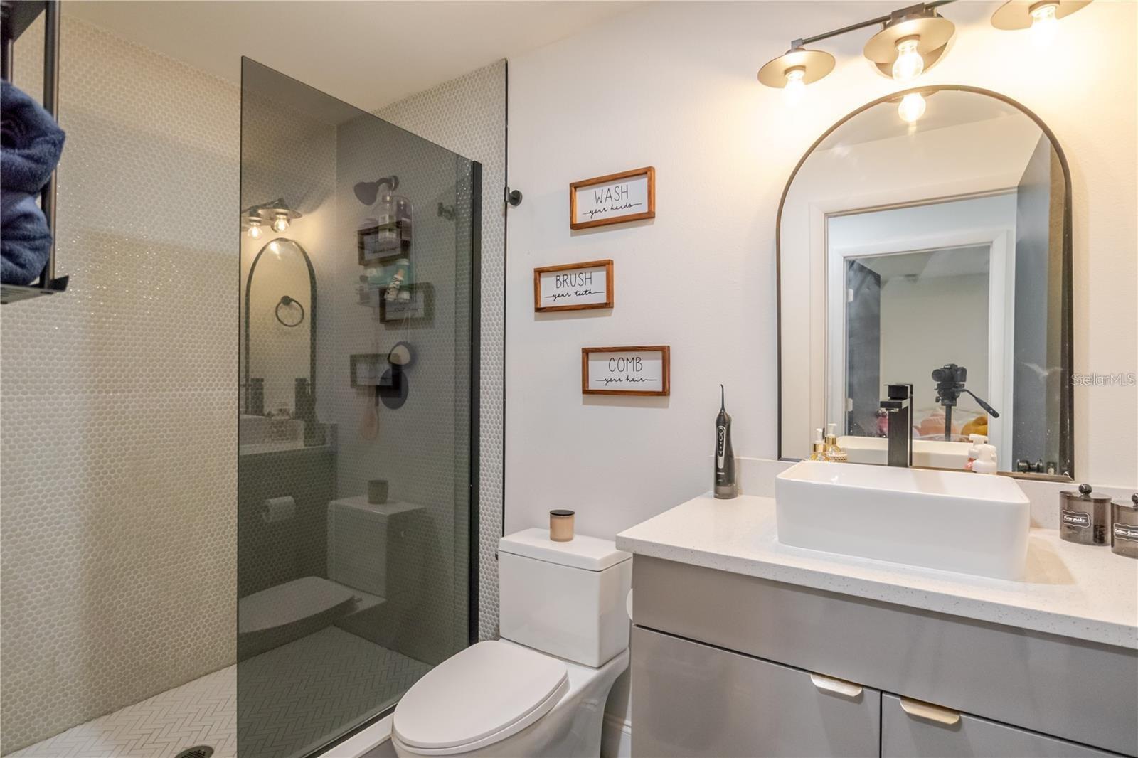 3GY | HAMNER'S W E ROME AVENUE ESTATES - Residential