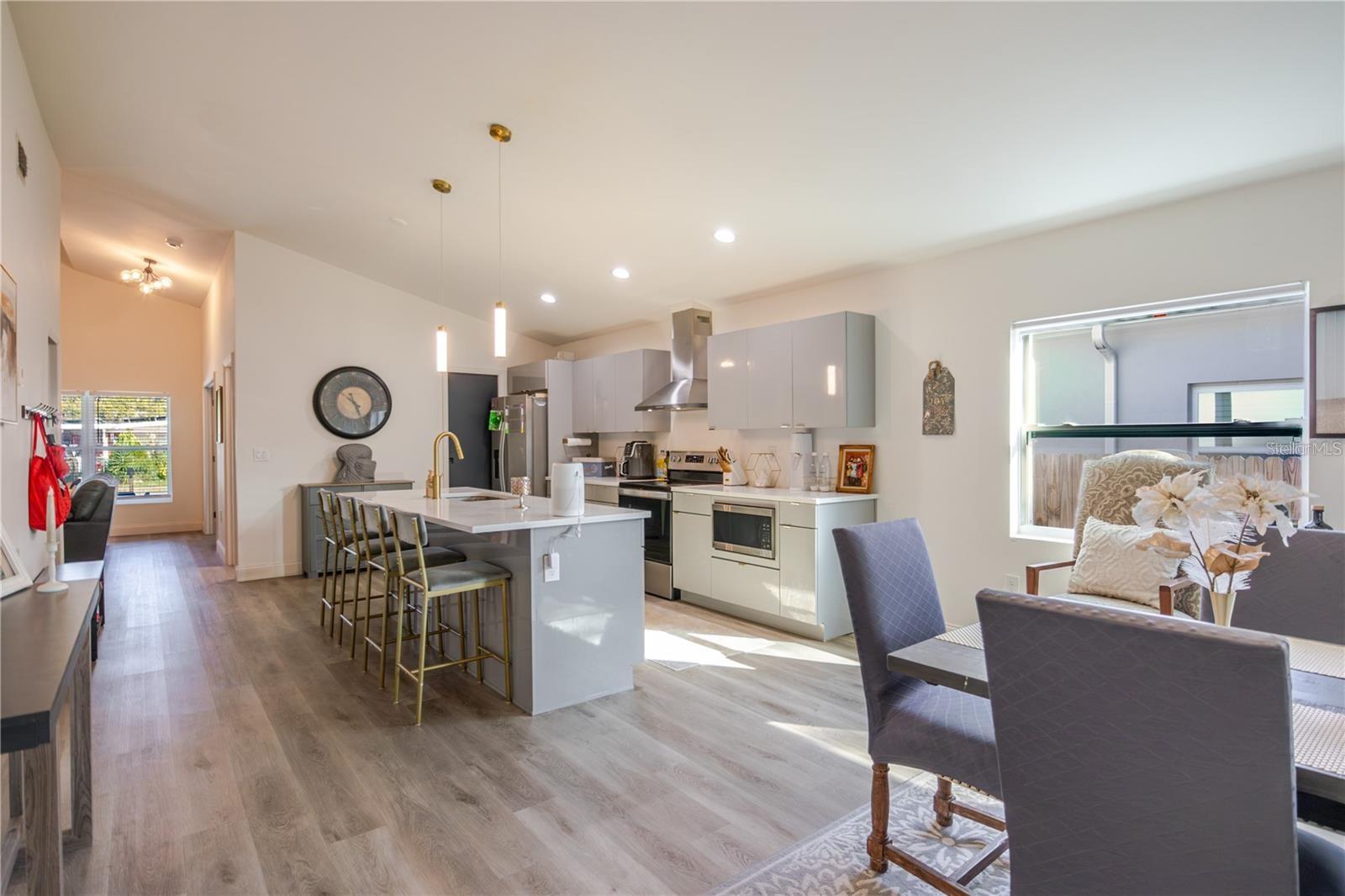 3GY | HAMNER'S W E ROME AVENUE ESTATES - Residential