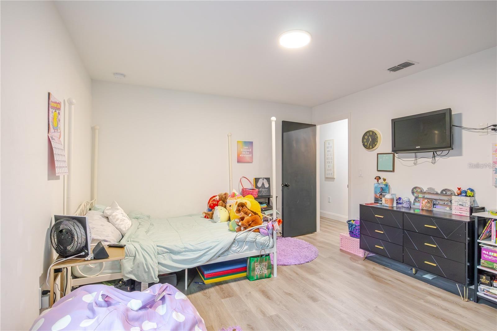 3GY | HAMNER'S W E ROME AVENUE ESTATES - Residential