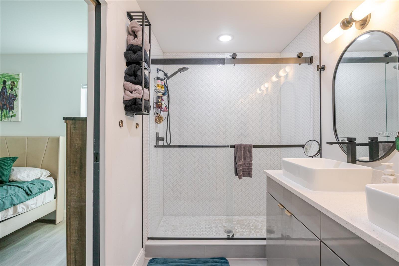 3GY | HAMNER'S W E ROME AVENUE ESTATES - Residential
