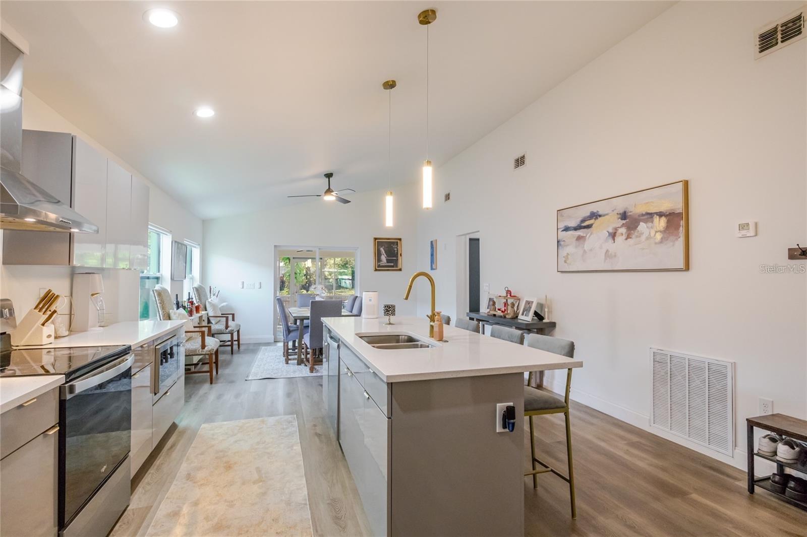 3GY | HAMNER'S W E ROME AVENUE ESTATES - Residential