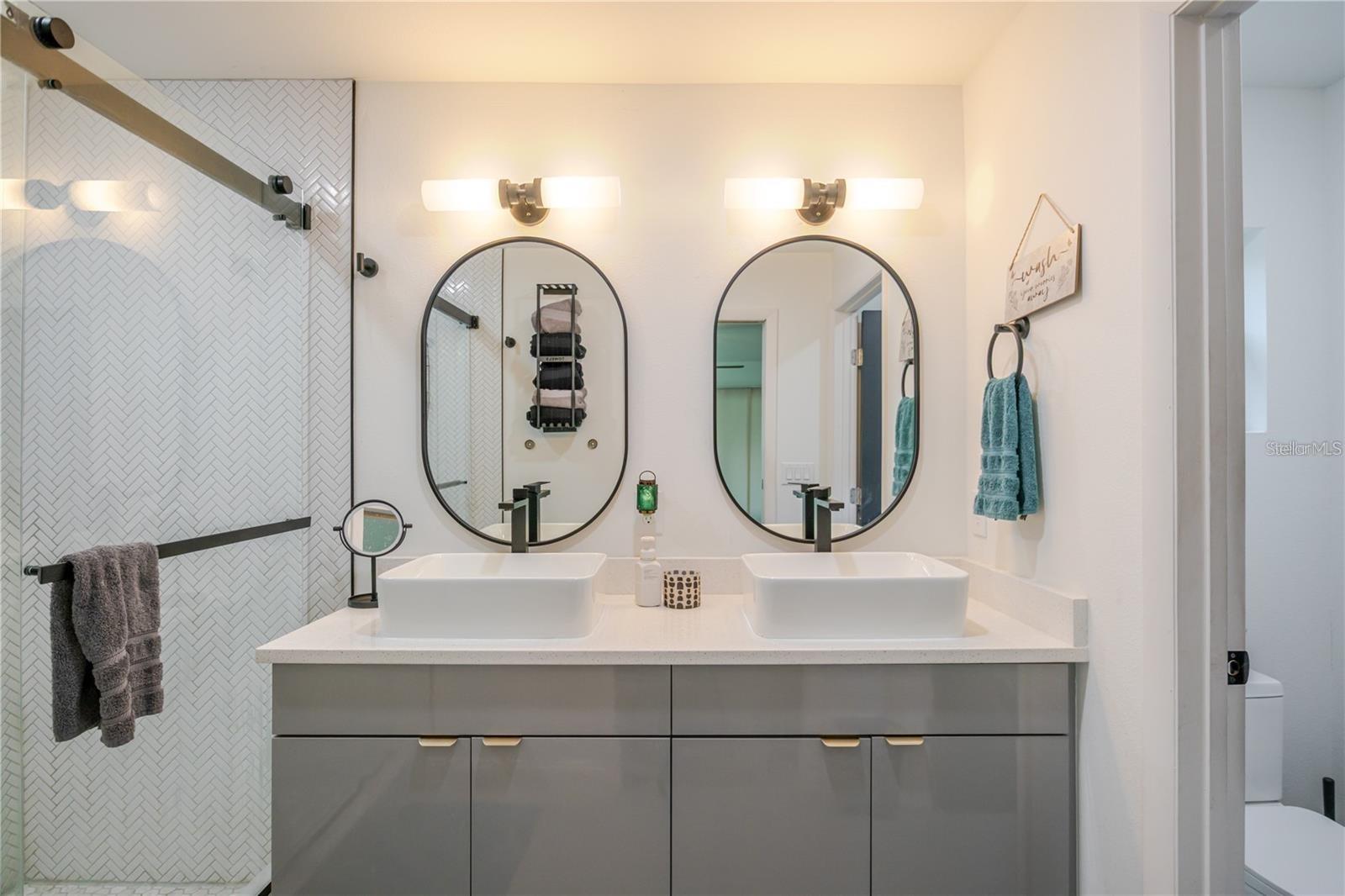 3GY | HAMNER'S W E ROME AVENUE ESTATES - Residential