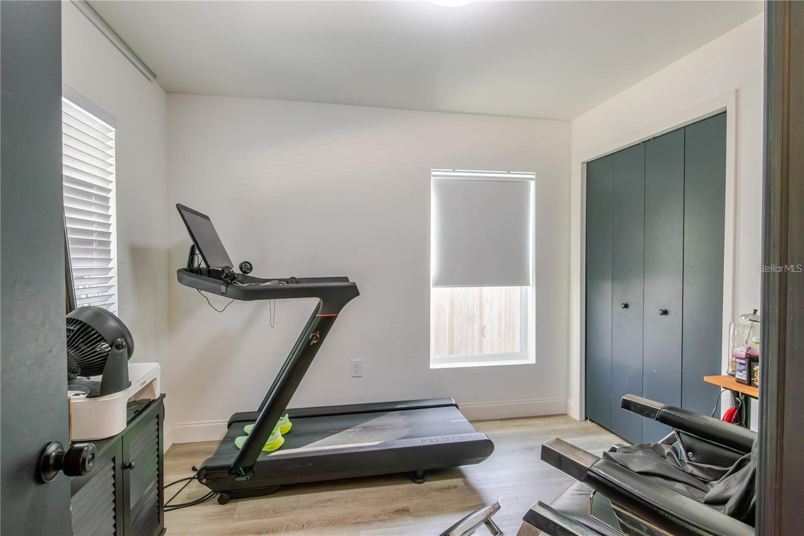 3GY | HAMNER'S W E ROME AVENUE ESTATES - Residential
