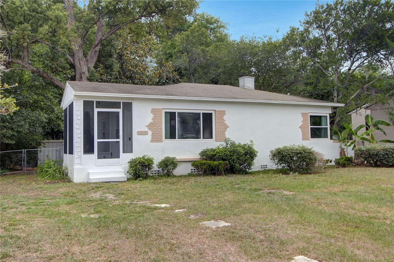 LEESBURG FLORADEL - Residential