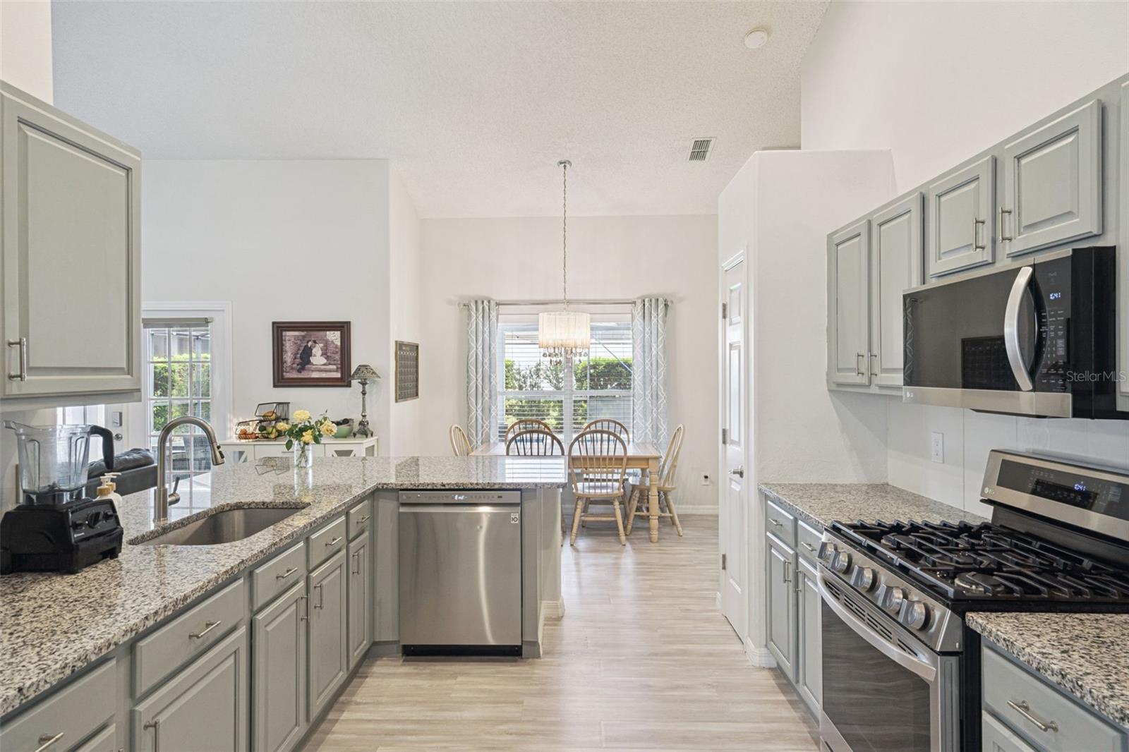 GREATER GROVES - Residential