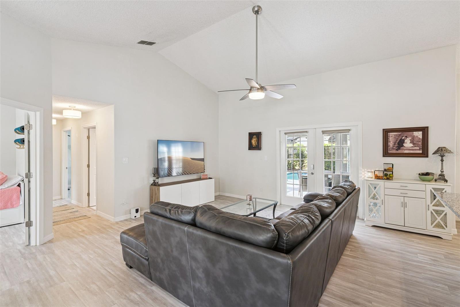 GREATER GROVES - Residential