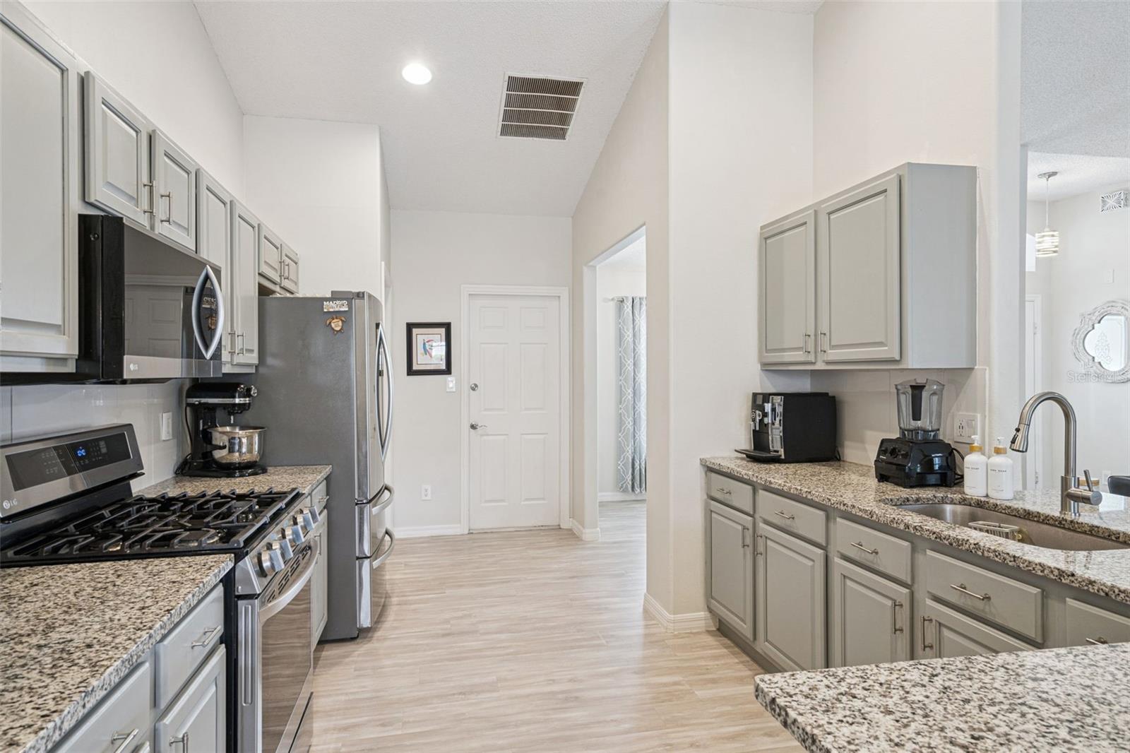 GREATER GROVES - Residential