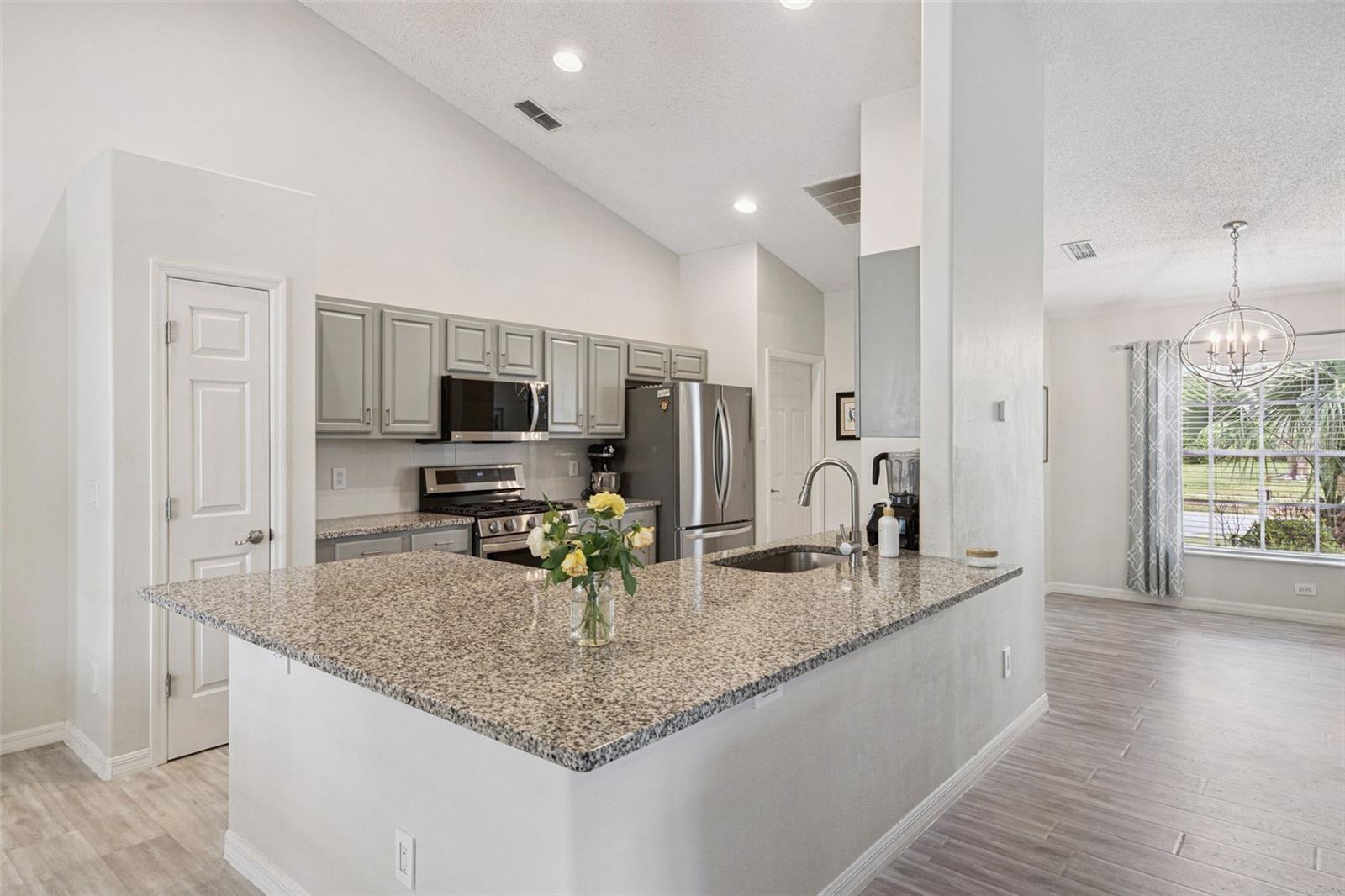 GREATER GROVES - Residential