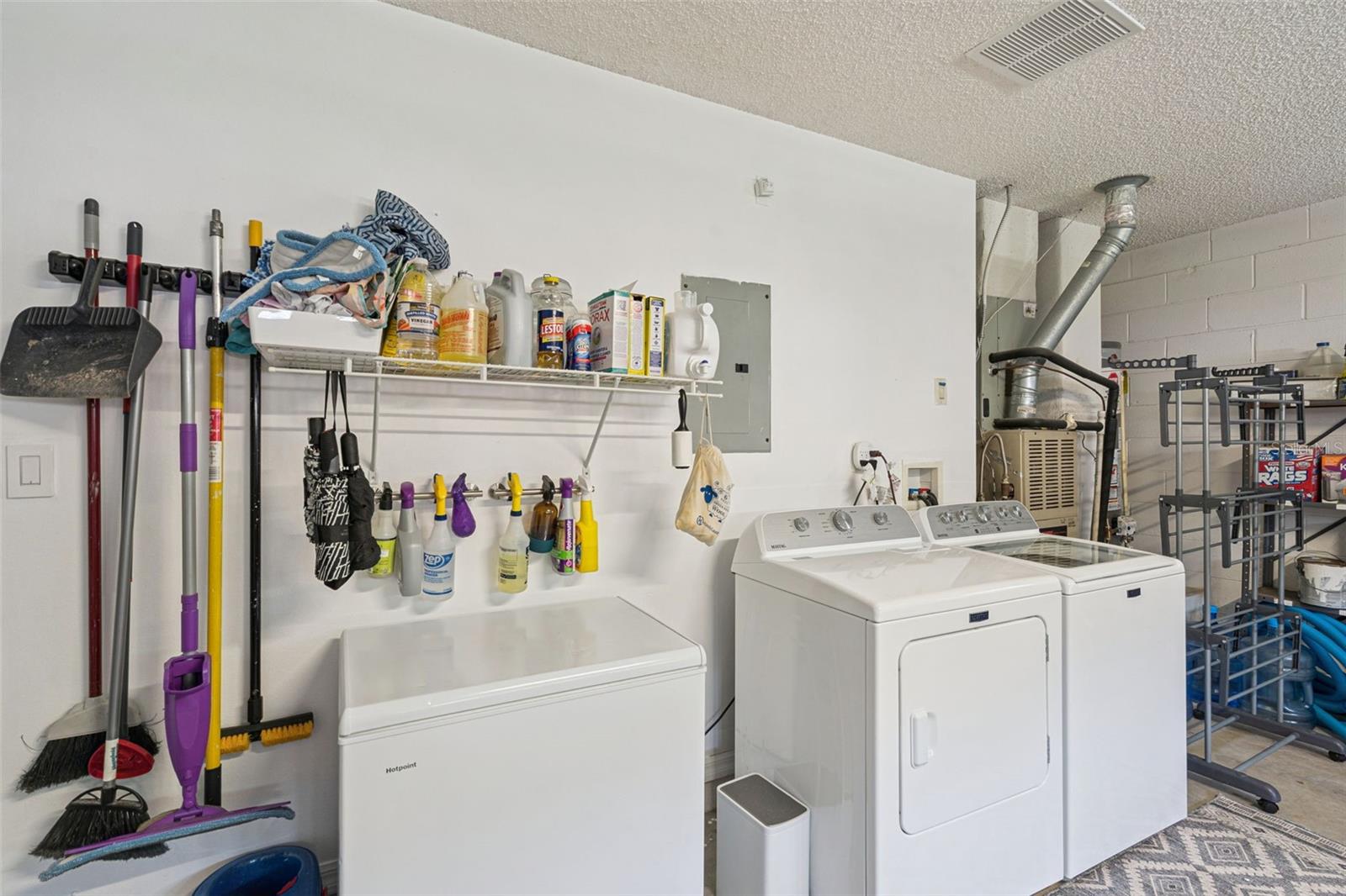 GREATER GROVES - Residential