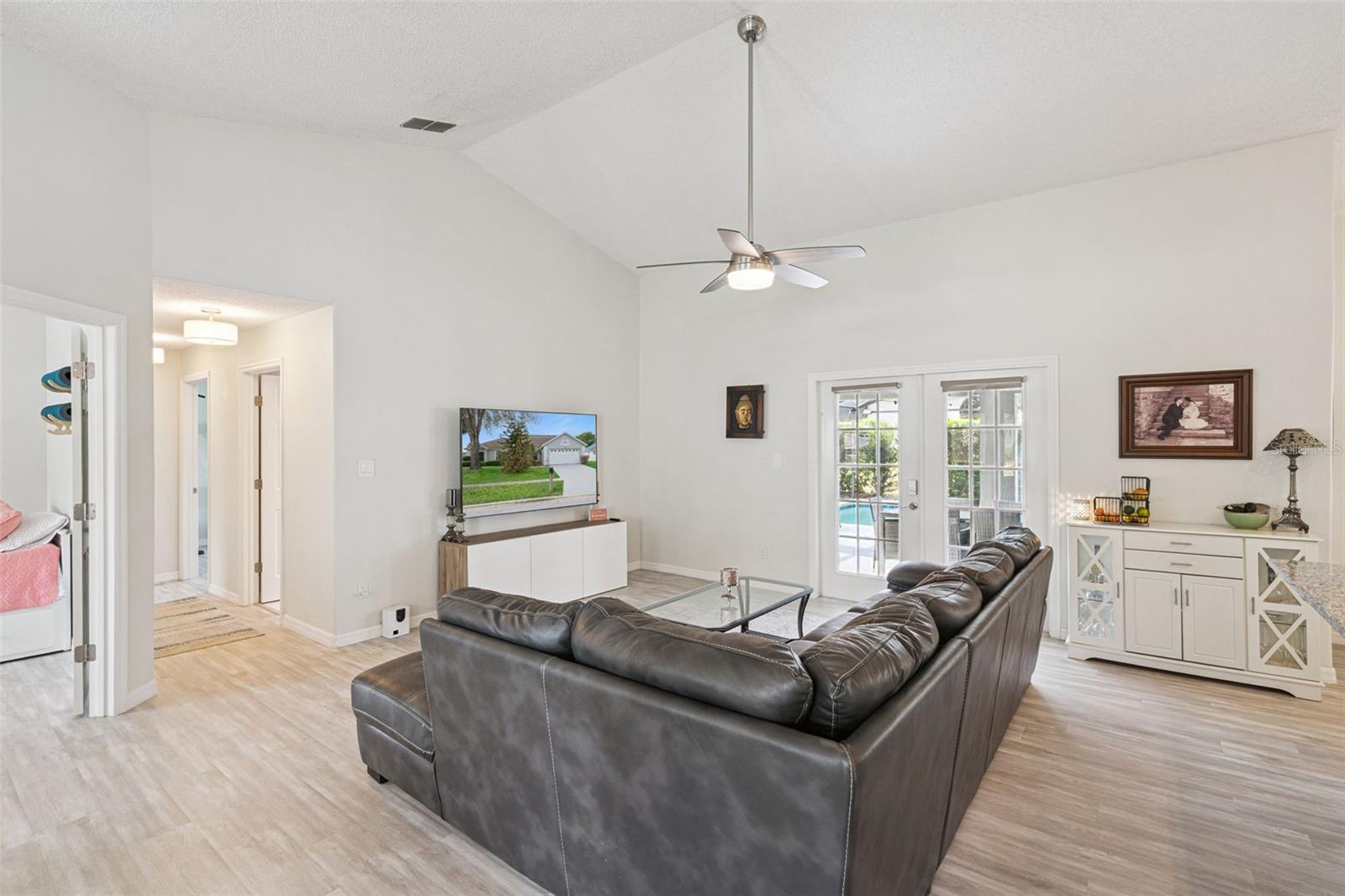 GREATER GROVES - Residential